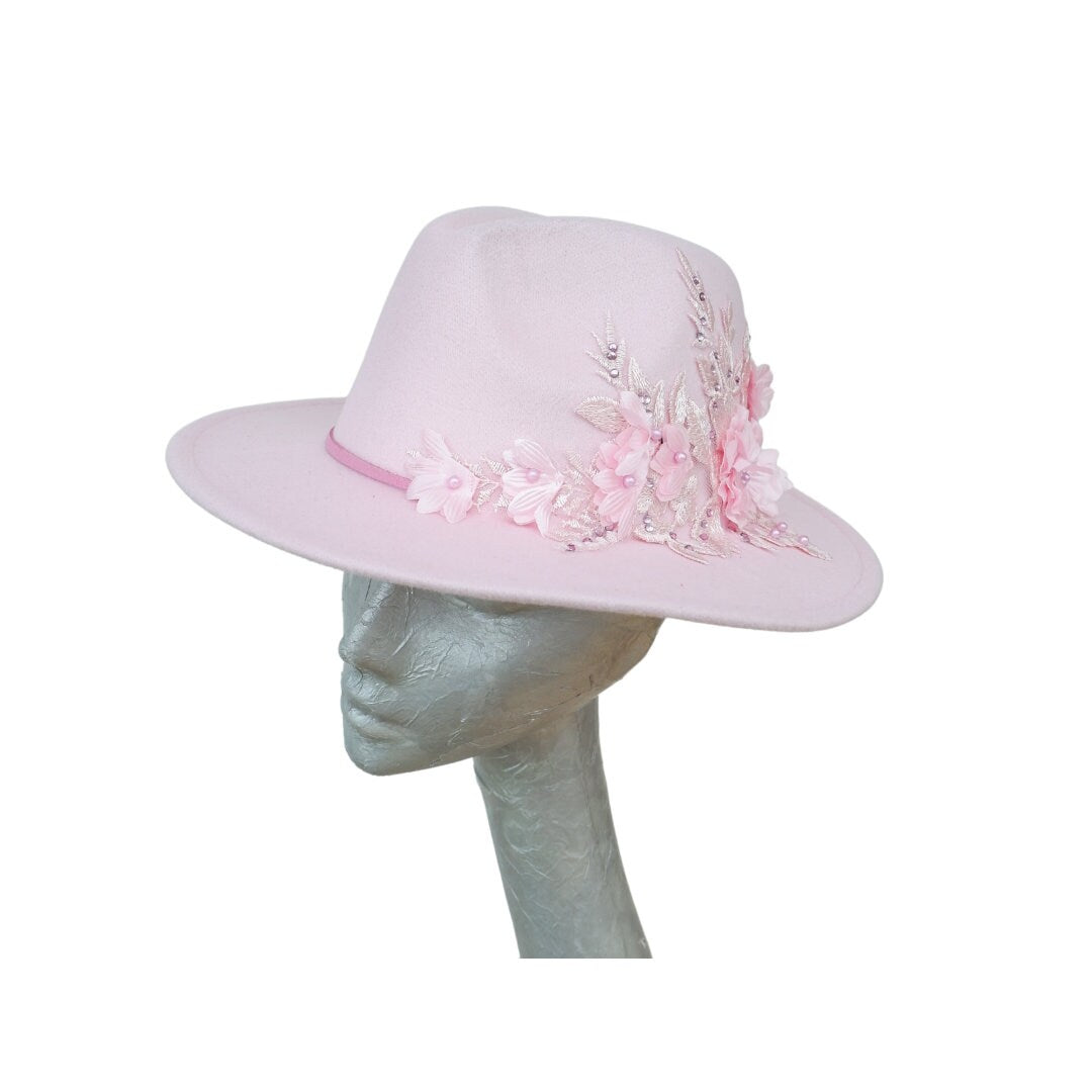 Margot - Faux Felt Trilby with Lace applique detail