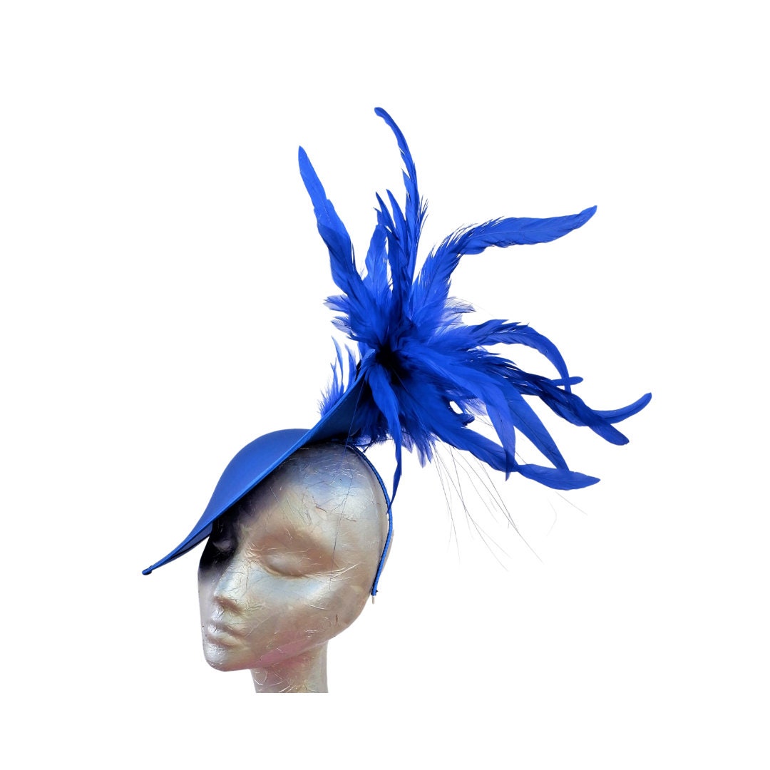 Trinity - Sapphire Blue Hatinator
