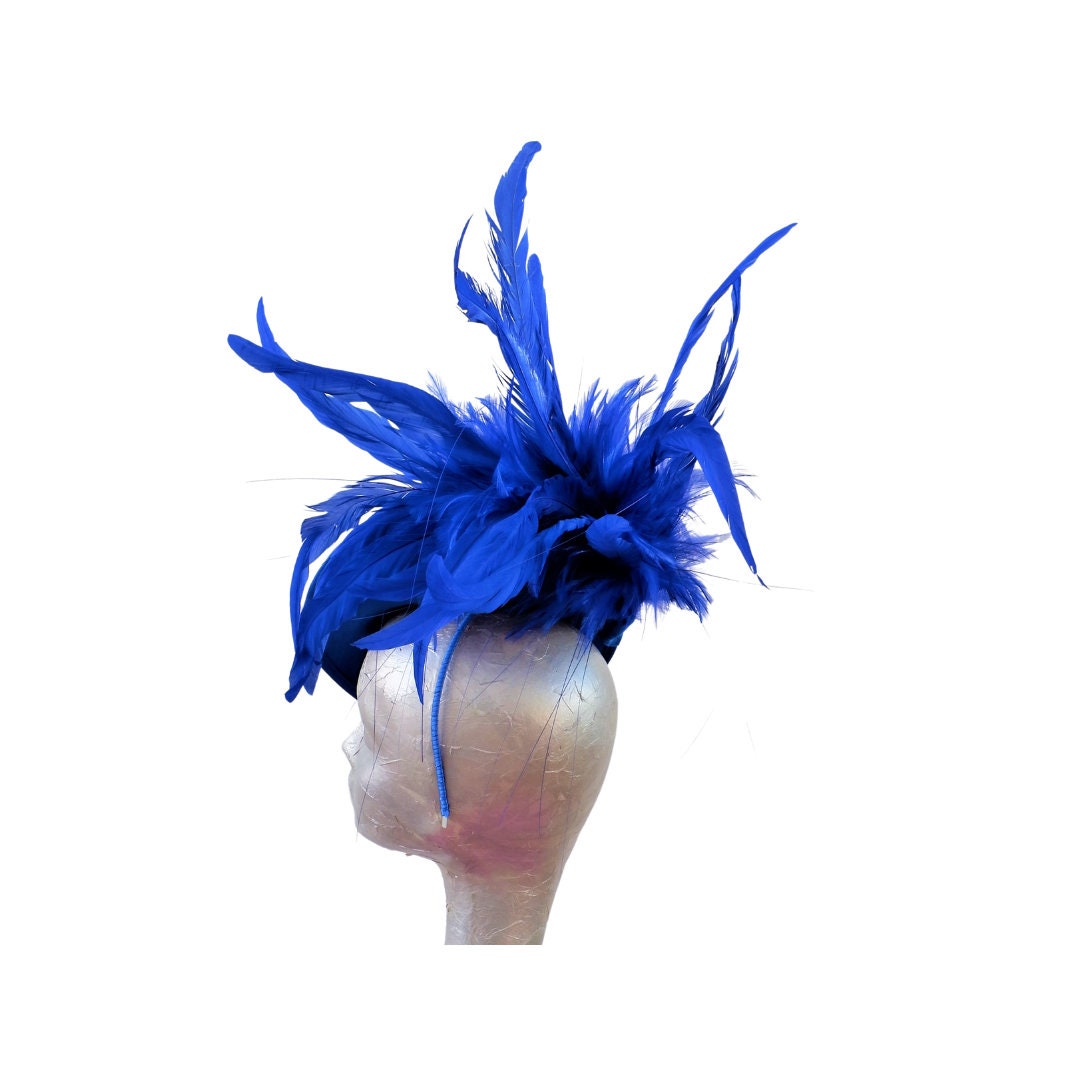 Trinity - Sapphire Blue Hatinator