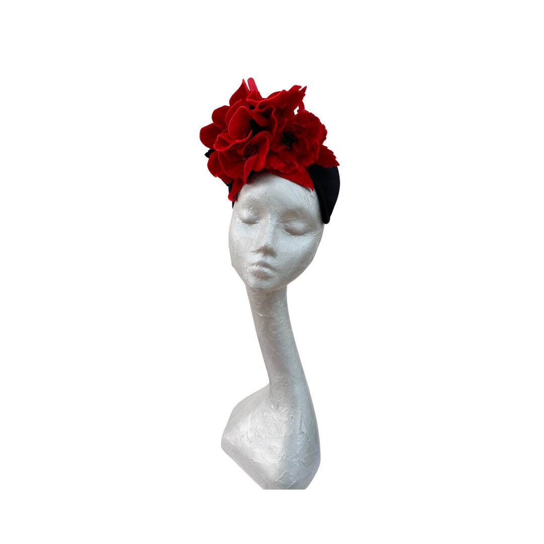 Dame - Black & Red Felt, Velvet crown