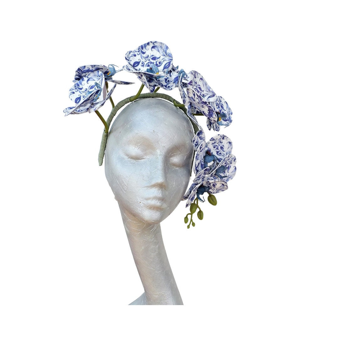 Orchidee - Royal Blue & White Orchid Fascinator