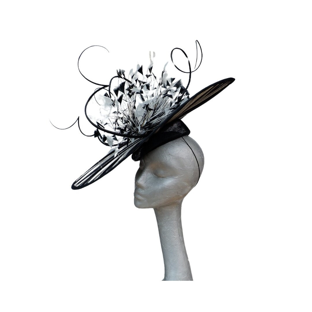 Lulu - Black & Cream and Ivory Hatinator