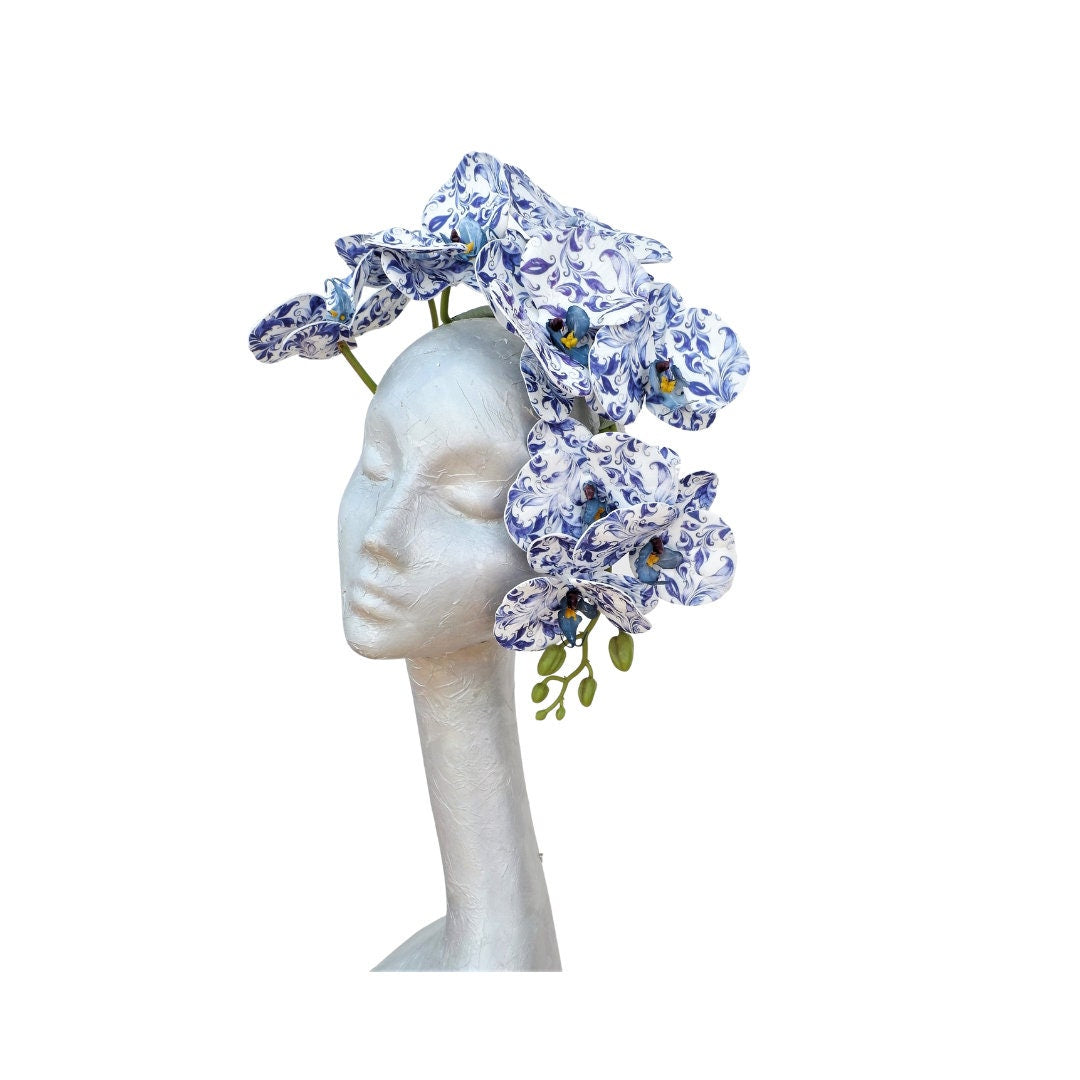 Orchidee - Royal Blue & White Orchid Fascinator