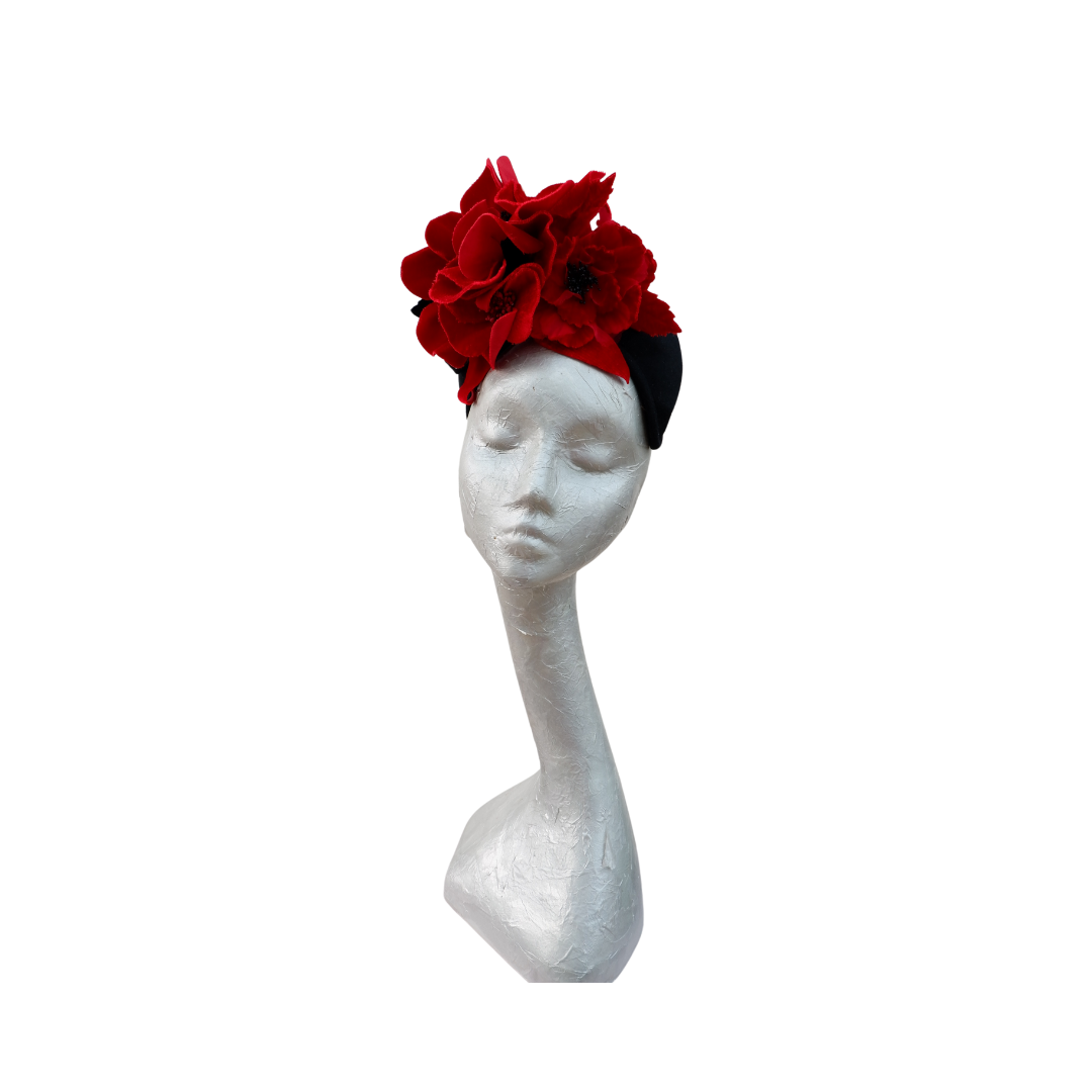 Dame - Black & Red Felt, Velvet crown