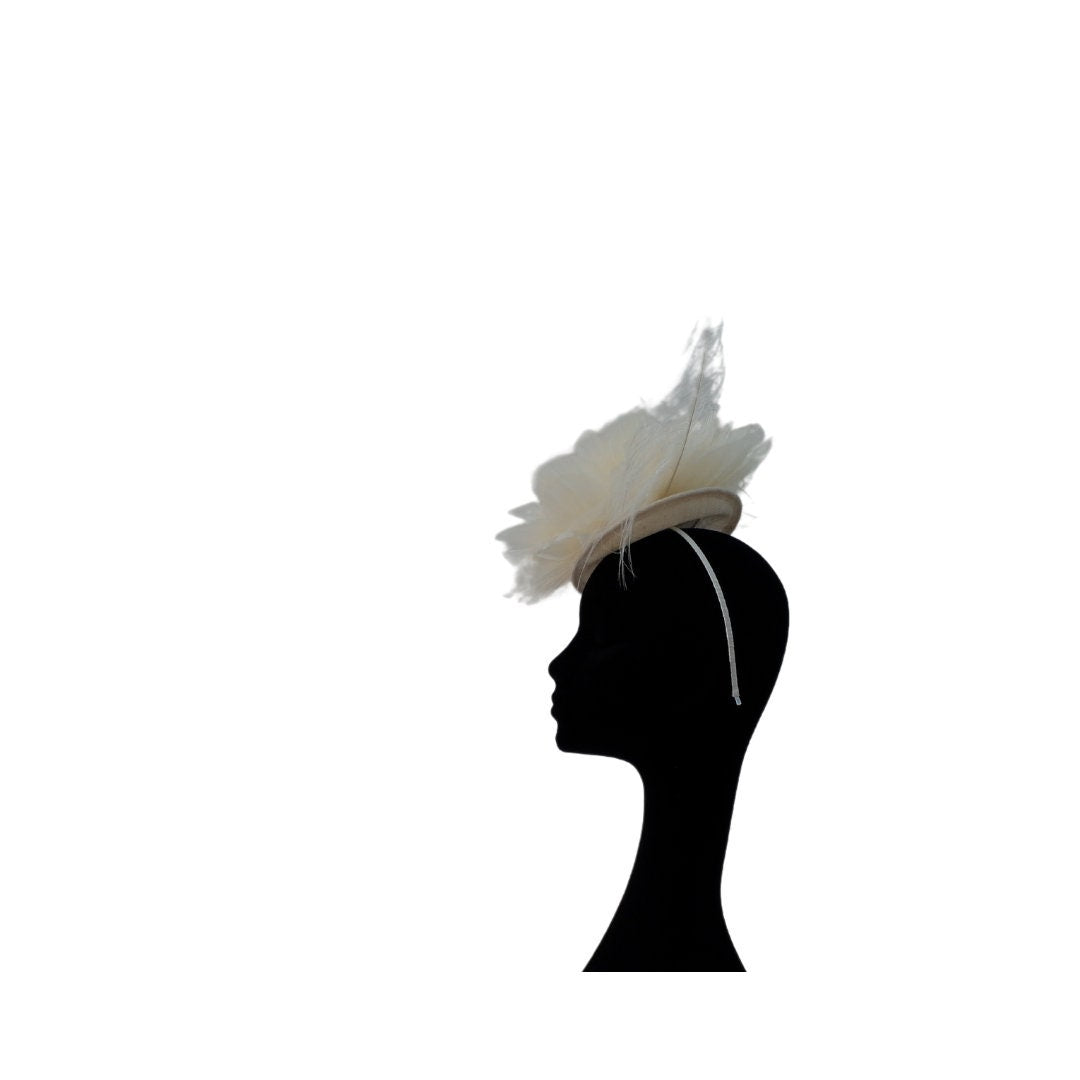 Ophelia - Delicate Ivory Fascinator