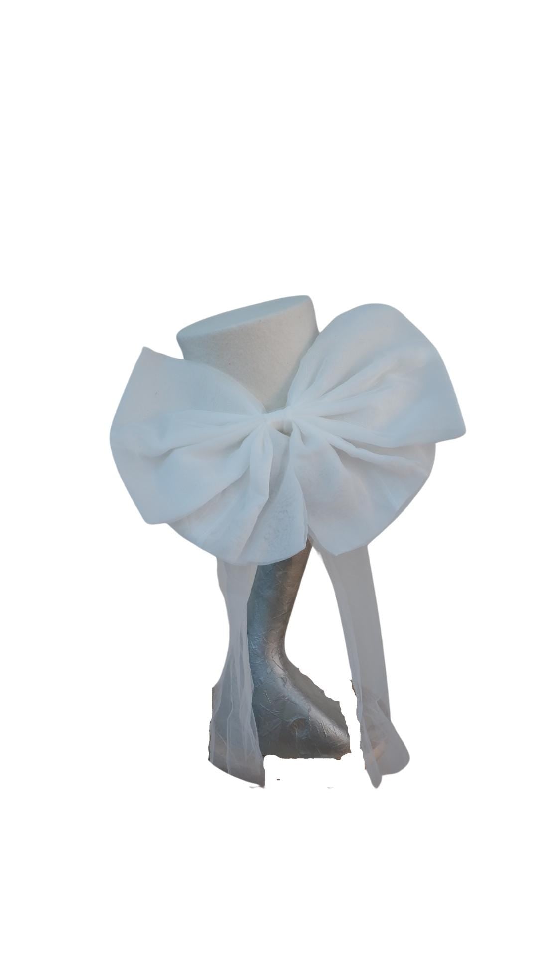 Holly - Ivory Bridal Felt Top Hat