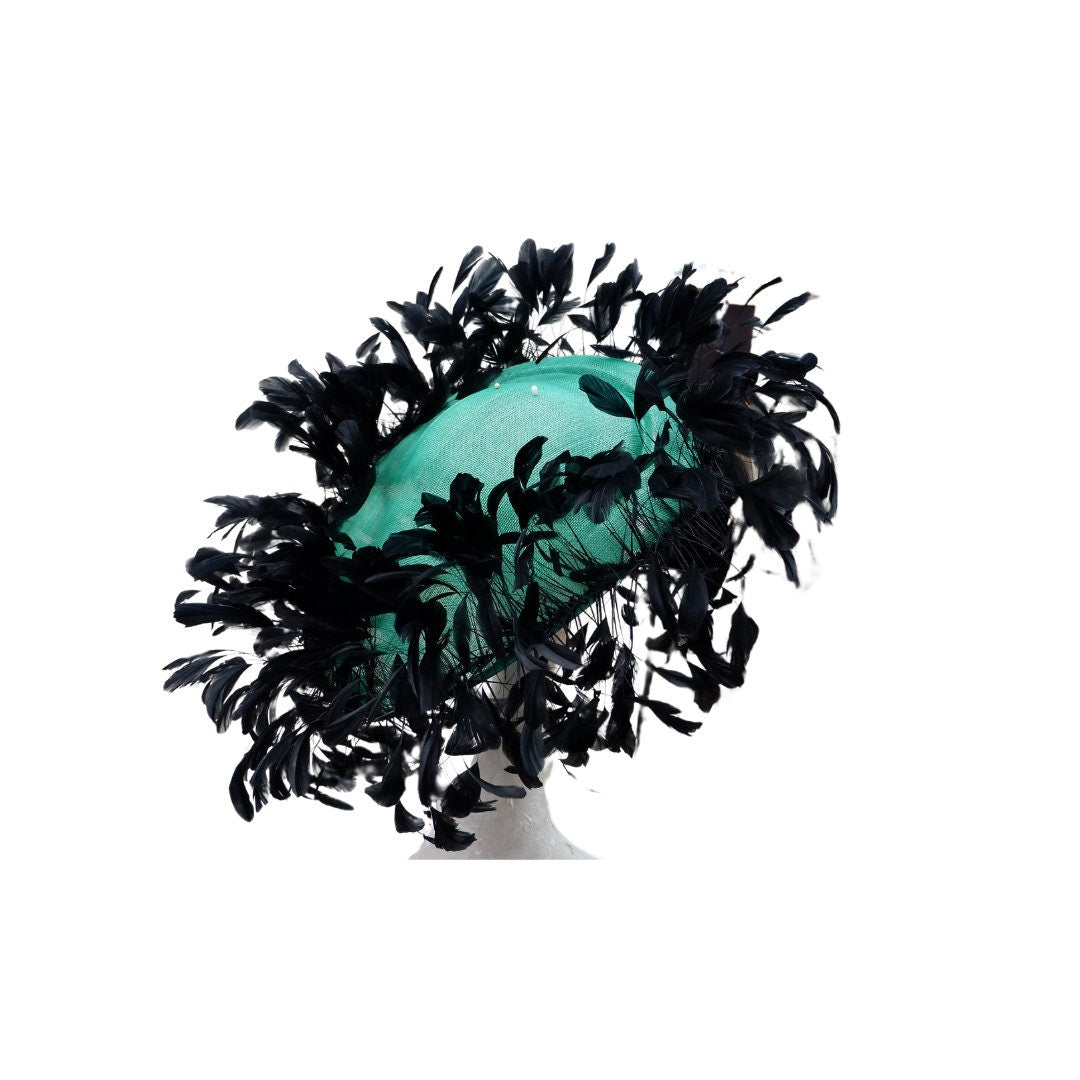 Enola - Emerald Green & Black Oval saucer hatinator