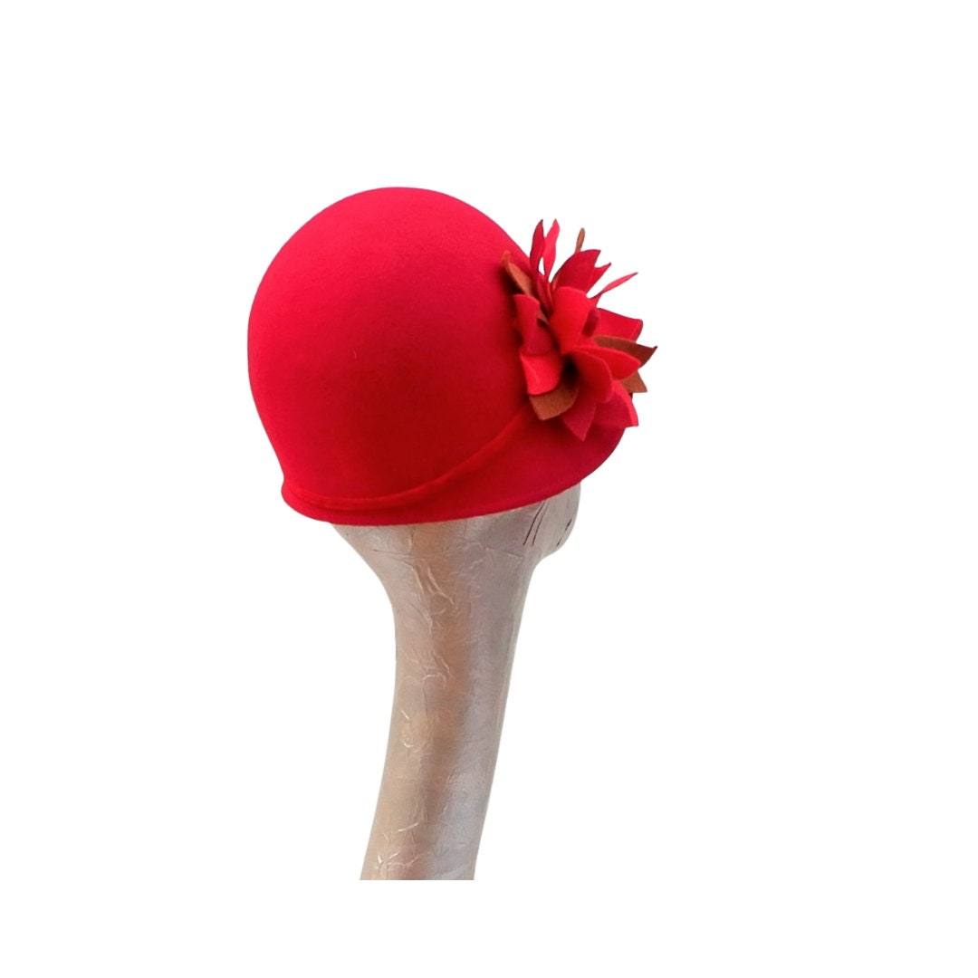 Kitty - Poppy Red 20's Style Cloche Hat