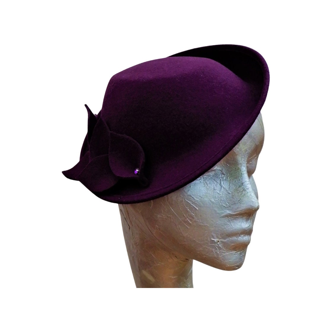 Pluto  - Plum Felt percher hat