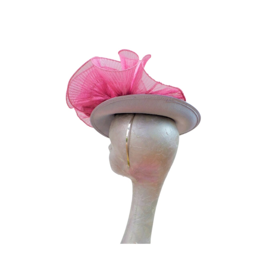 Penelope - Silver Grey Silk saucer with Dusky Pink Metallic Pleated fabric