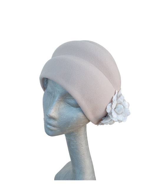 Ursula - Shell Pink (Beige) 20's Style Cloche Hat