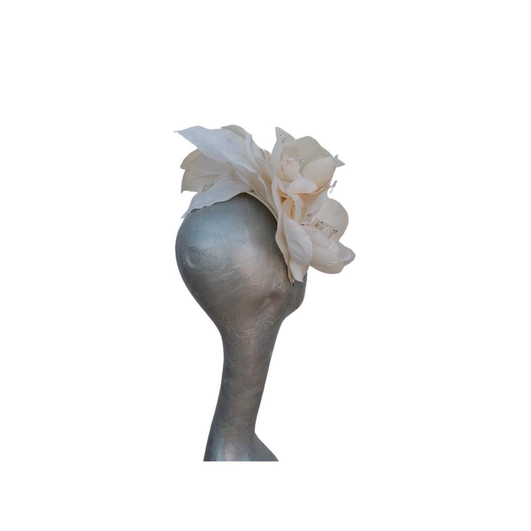 Maggy - Ivory Magnolia Feature fascinator