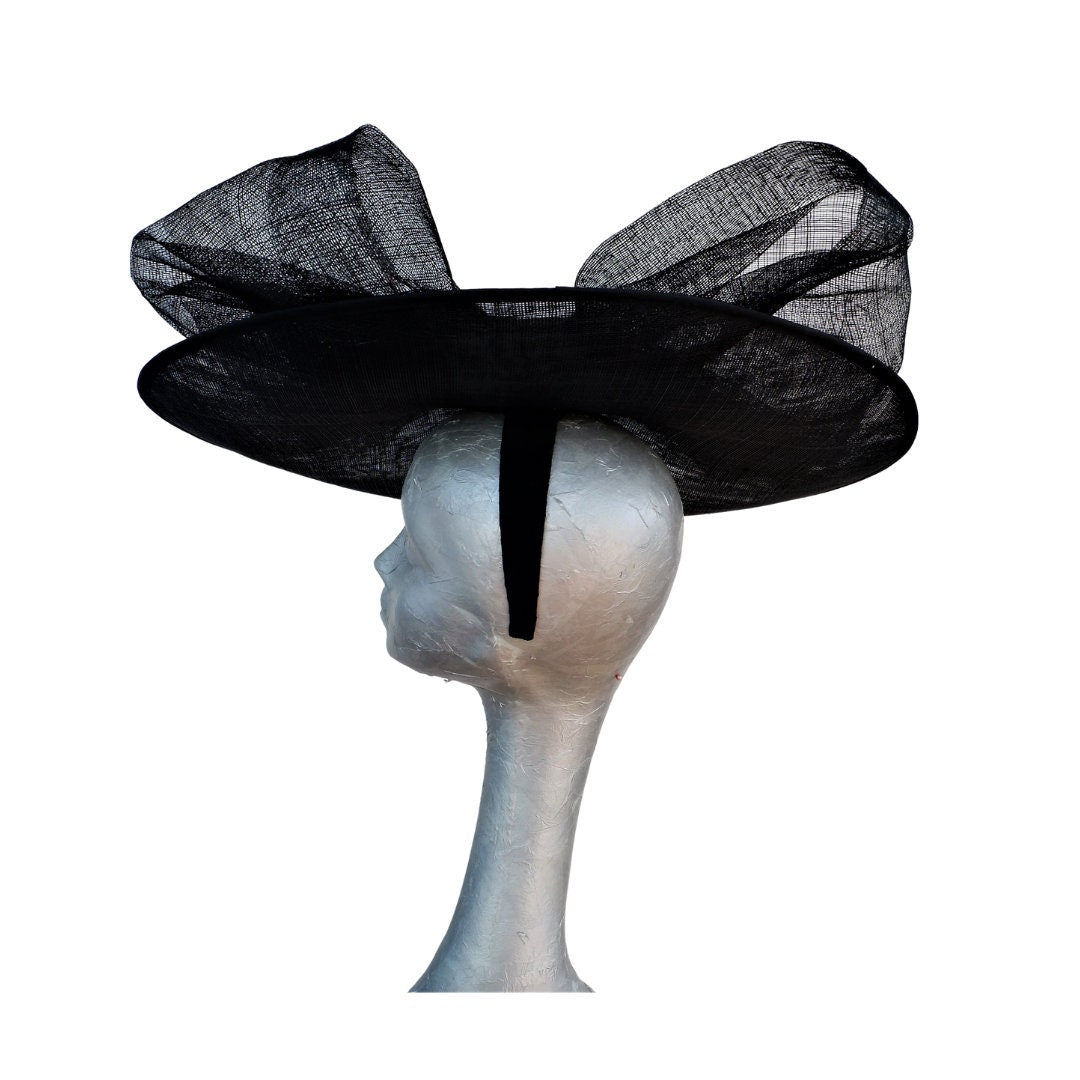 Sazz - Large round Black feature saucer hatinator with Large Black Sinamay bow