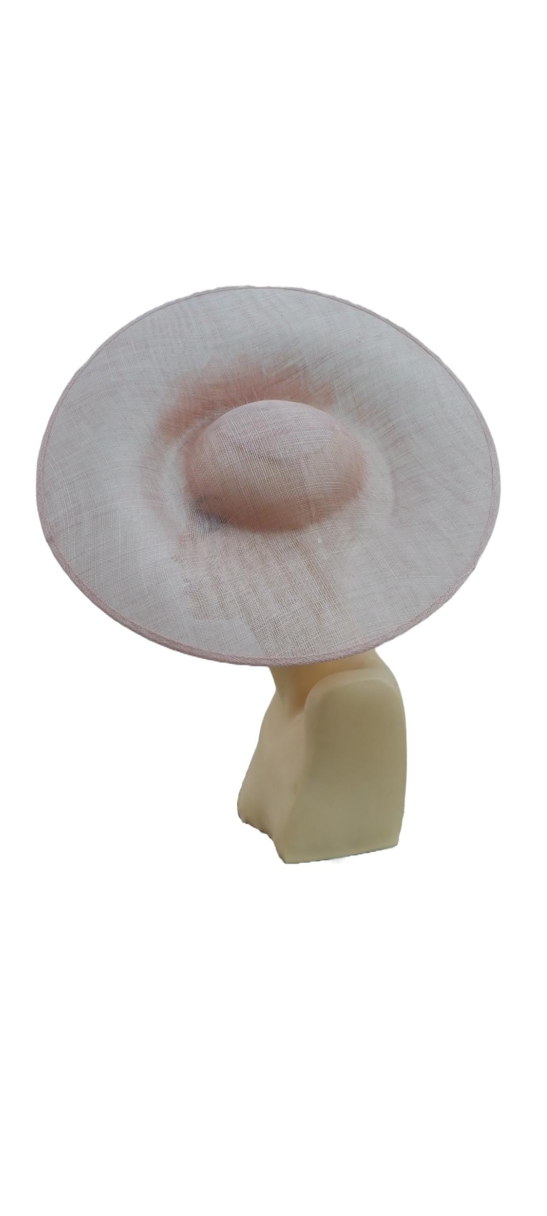 Milenco - Medium detailed Nude Sinamay fascinator