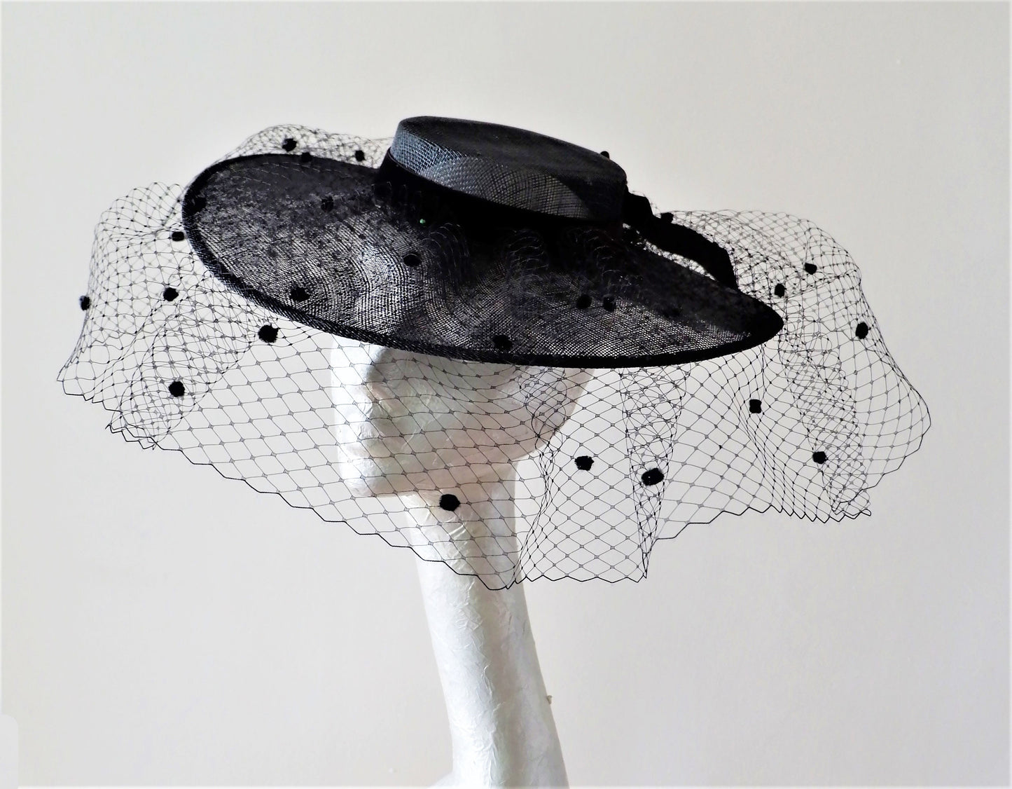 Amara - Black Veiled Boater
