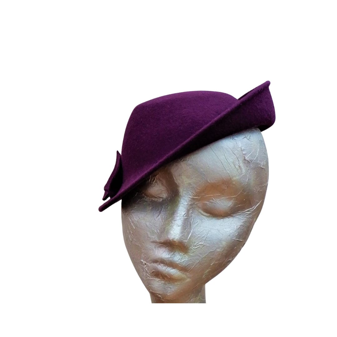 Pluto  - Plum Felt percher hat