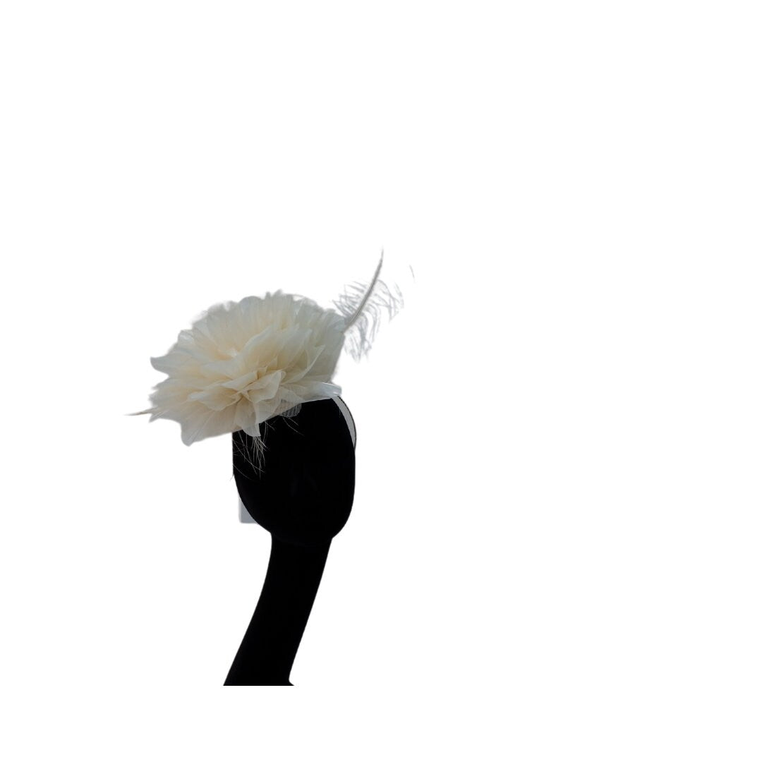 Ophelia - Delicate Ivory  Fascinator