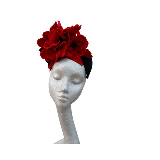 Dame - Black & Red Felt, Velvet crown