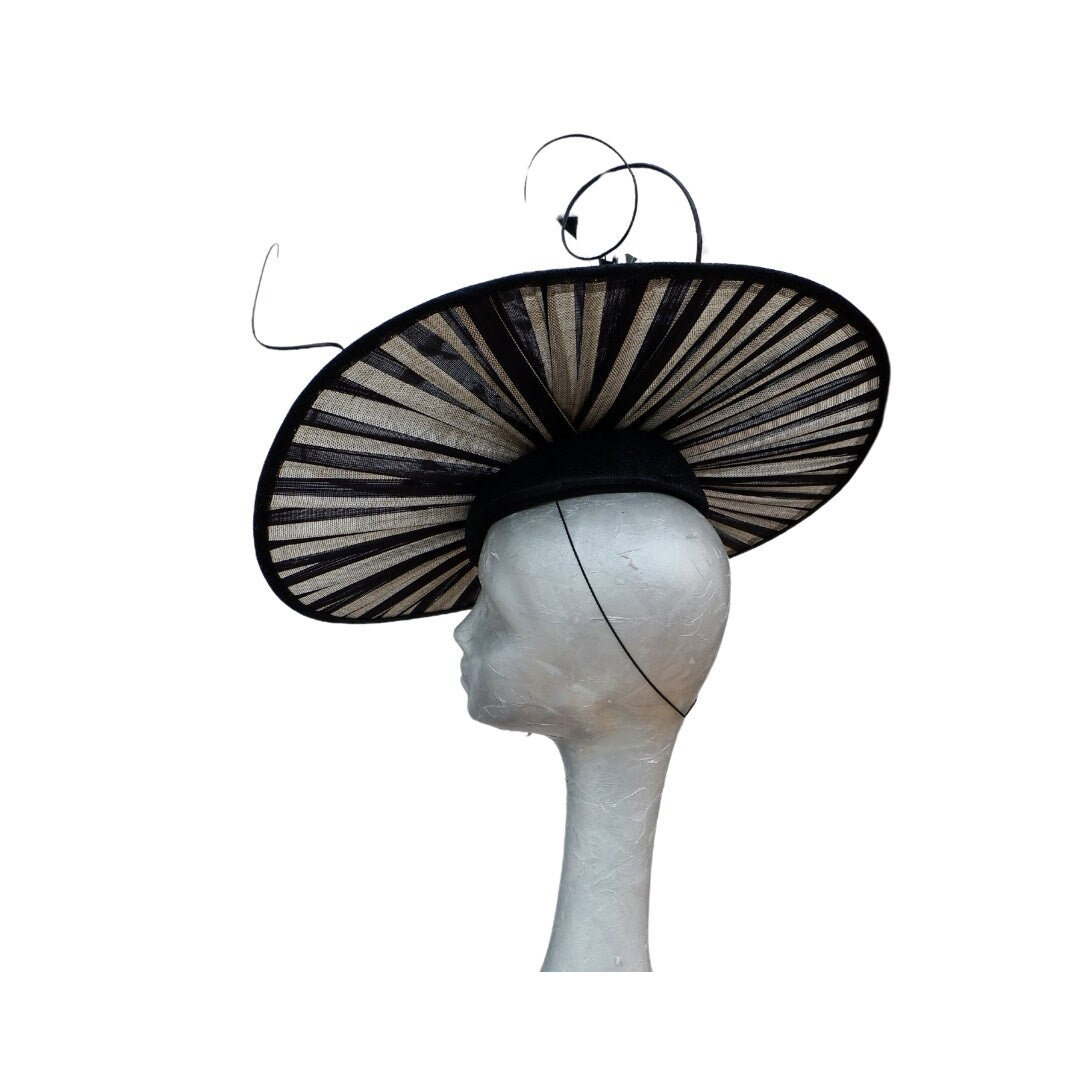 Lulu - Black & Cream and Ivory Hatinator