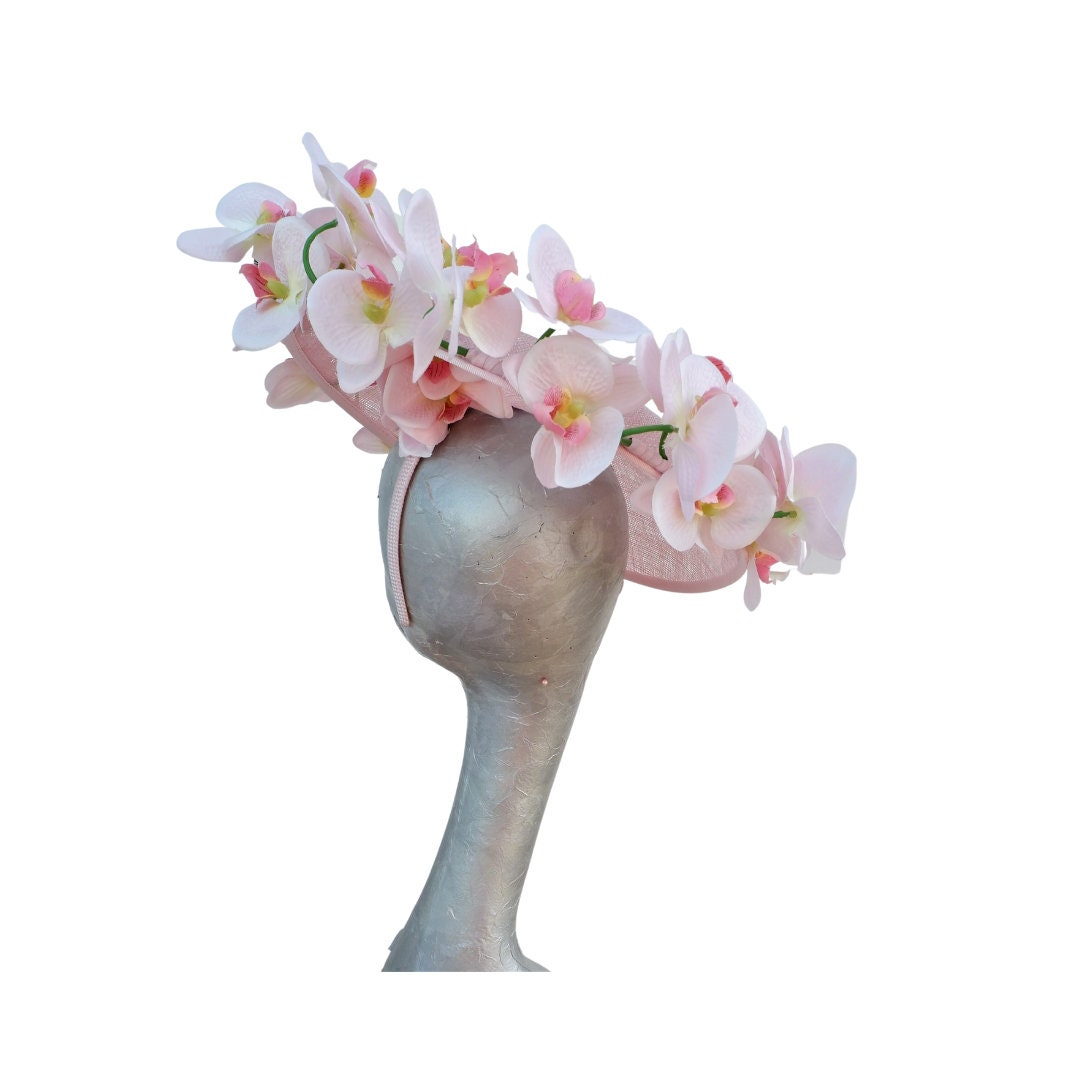 Armand - Medium Hatinator edged with Silk Orchids