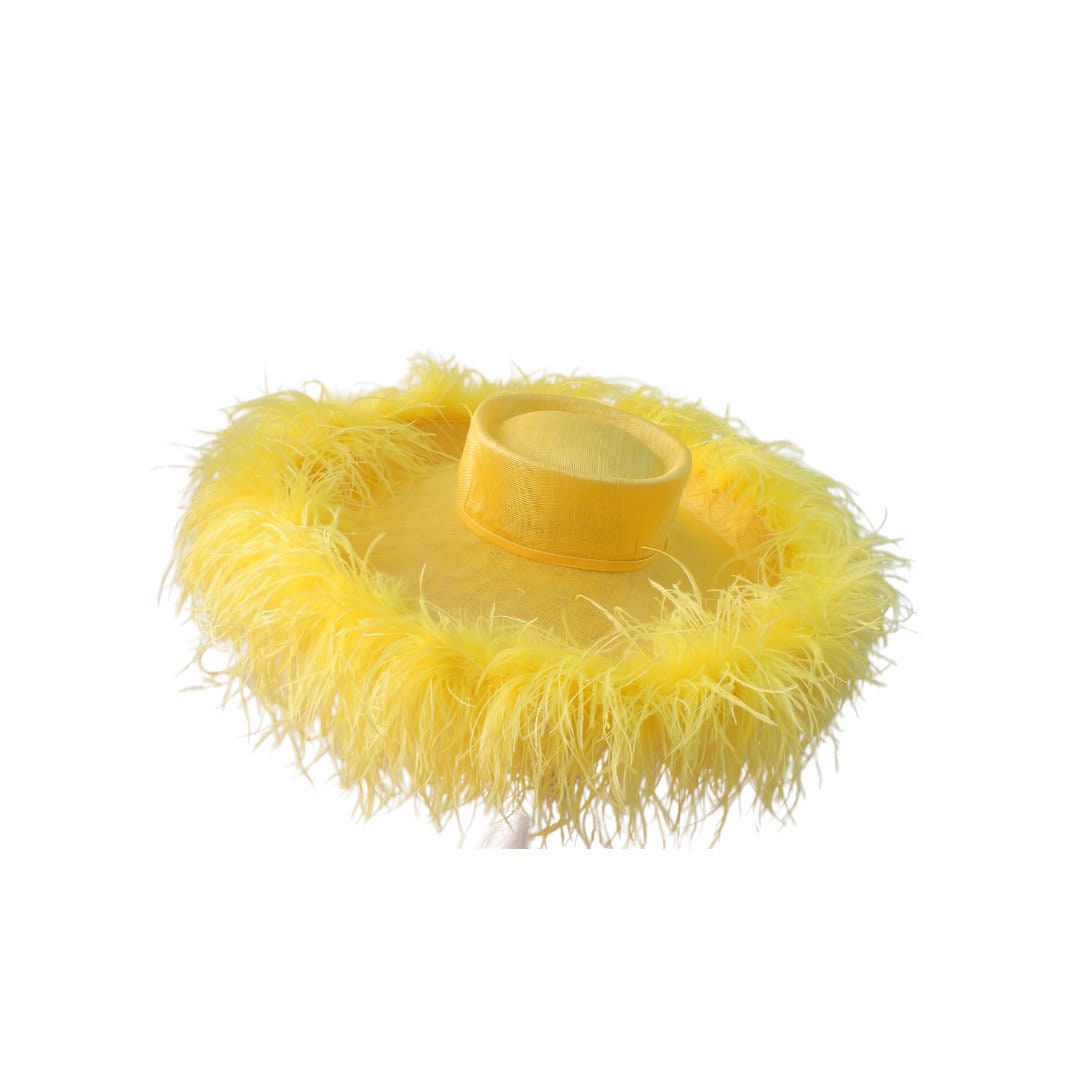 Emma - Extra large Hat with Ostrich feather boa in Yellow