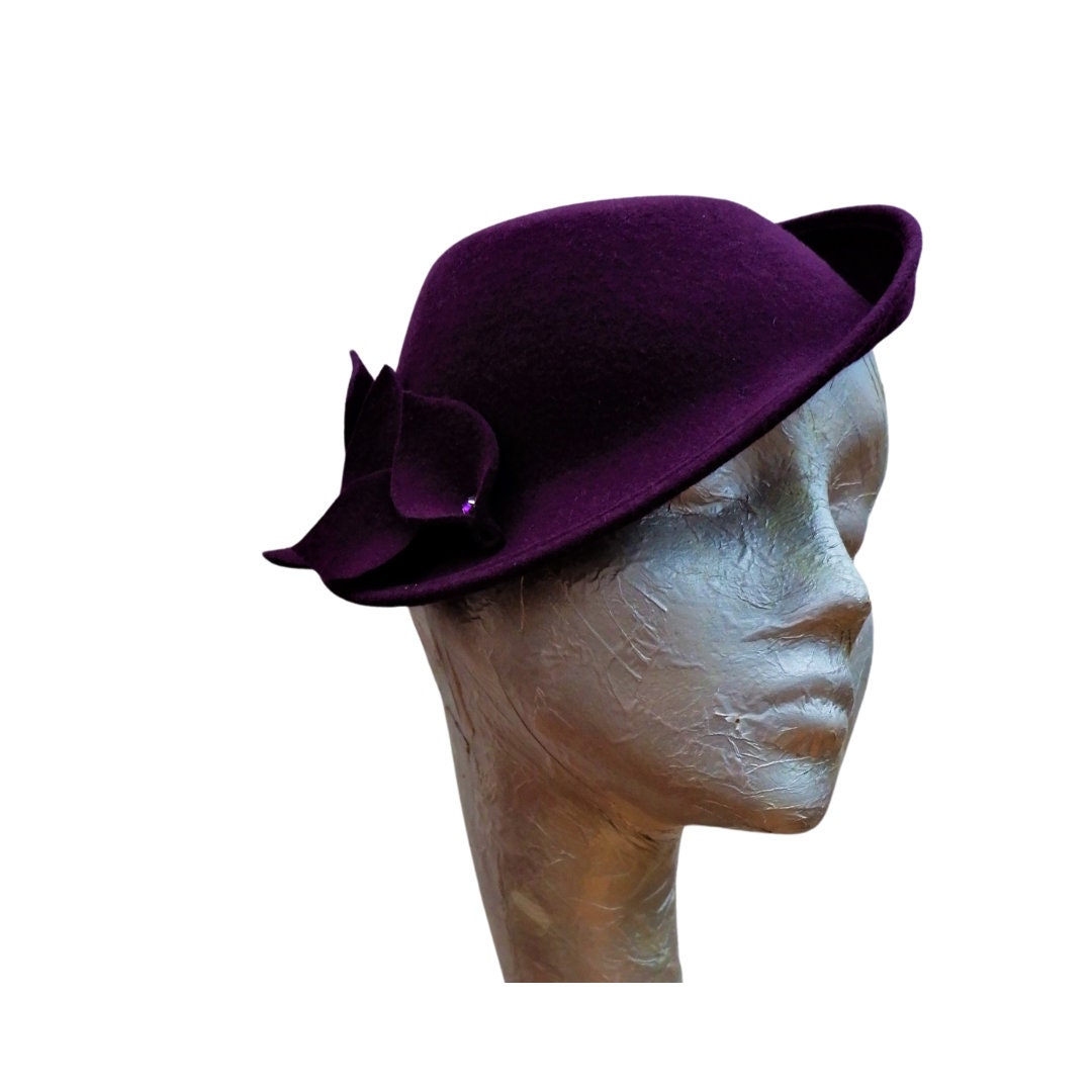 Pluto  - Plum Felt percher hat