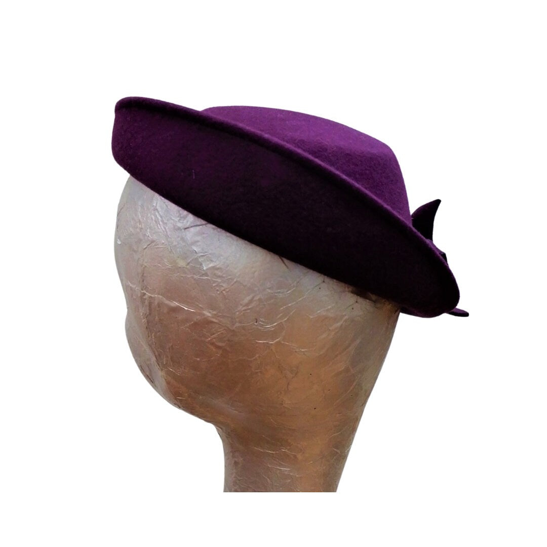 Pluto  - Plum Felt percher hat