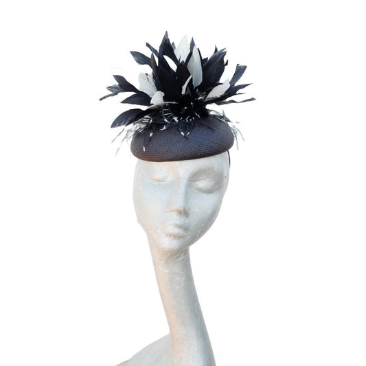 Bali - Monochrome feather buntal pillbox