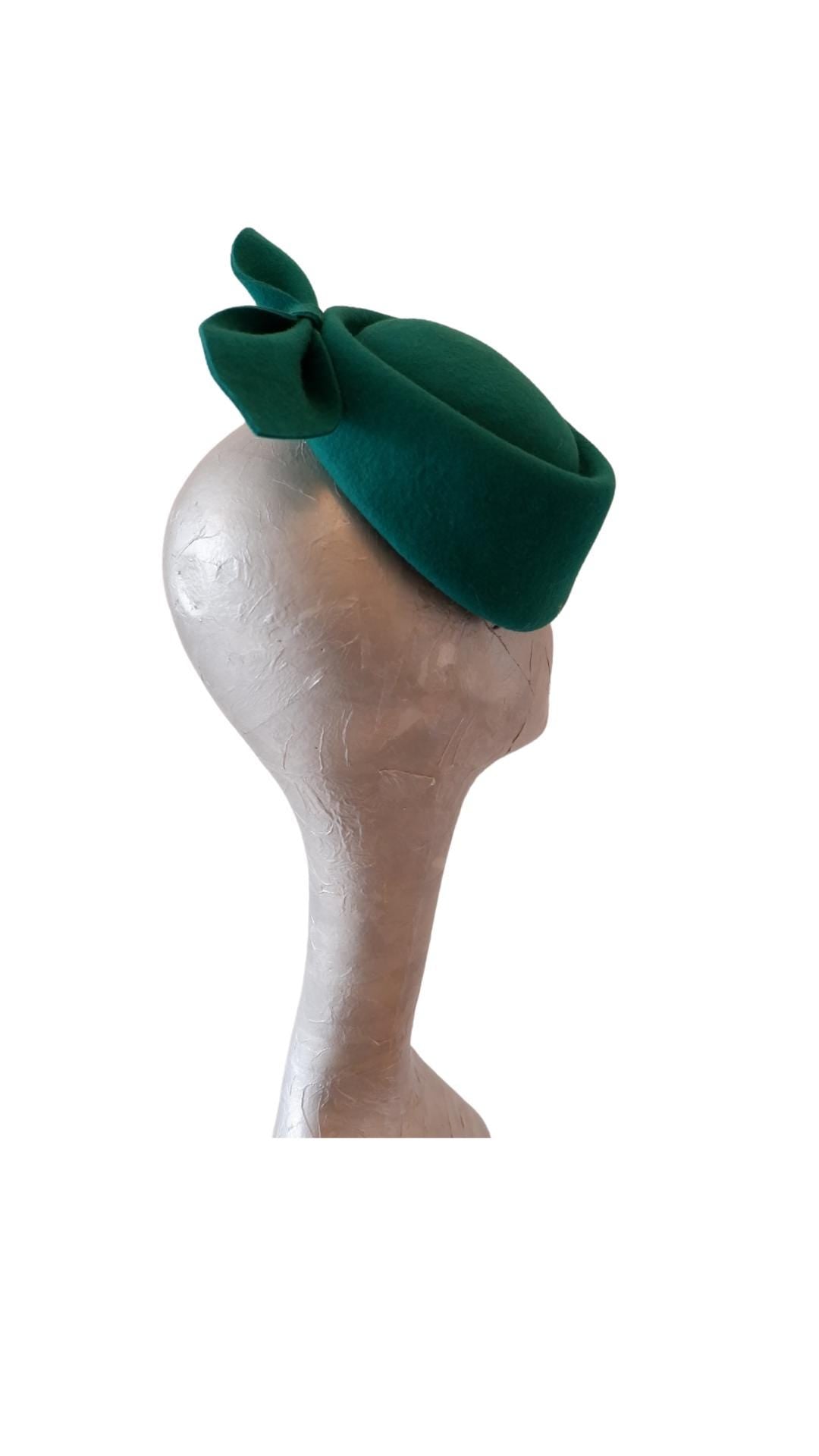 Rolo - Emerald Green felt  percher hat