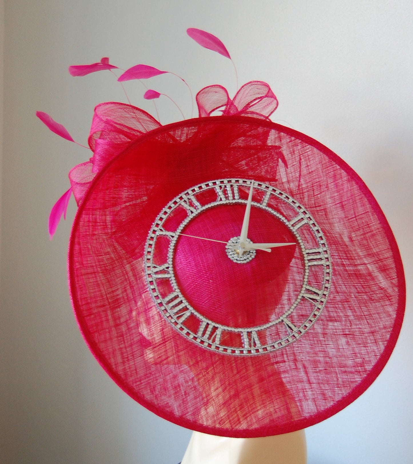 Swarovski Crystal Fully Working Mechanical Clock Hatinator